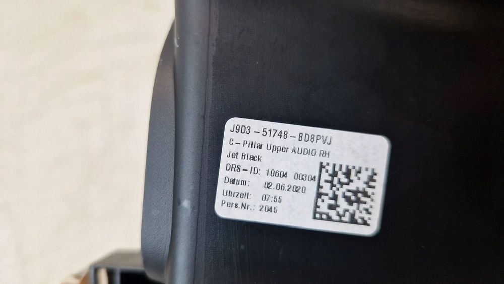 Osłona Słupka Bagażnika Prawa Jaguar I-pace J9d3-51748