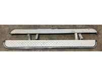 Progi boczne stopnie Range Rover  1994-2002 2 II LP P38