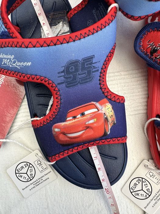 Нові дитячі босоніжки розмір 29,30