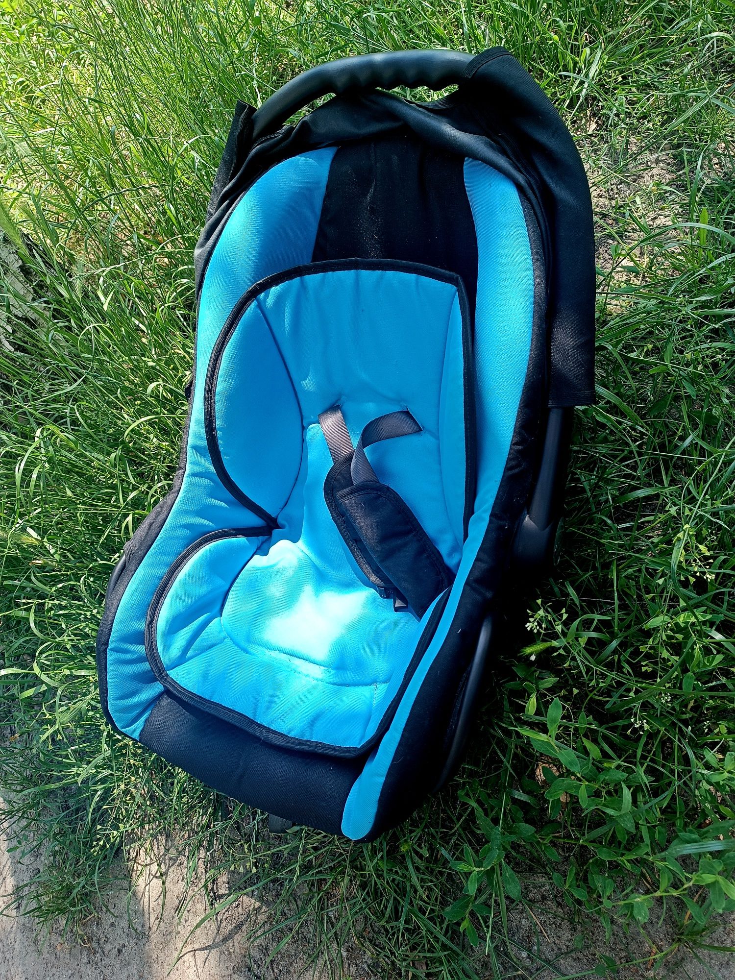 Продам автокрісло/переноску baby merc 0-10кг