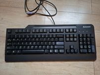 Solidna czarna klawiatura IBM Lenovo, model KB-0225, przewodowa PS2