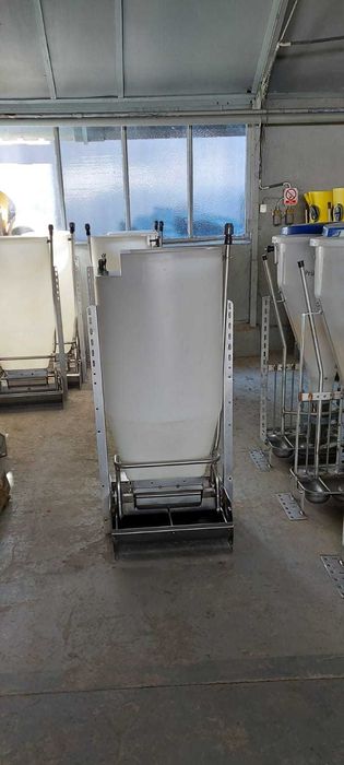 Karmnik tubomat tucznikowy Speedfeeder VERBA dla świń import Holandia