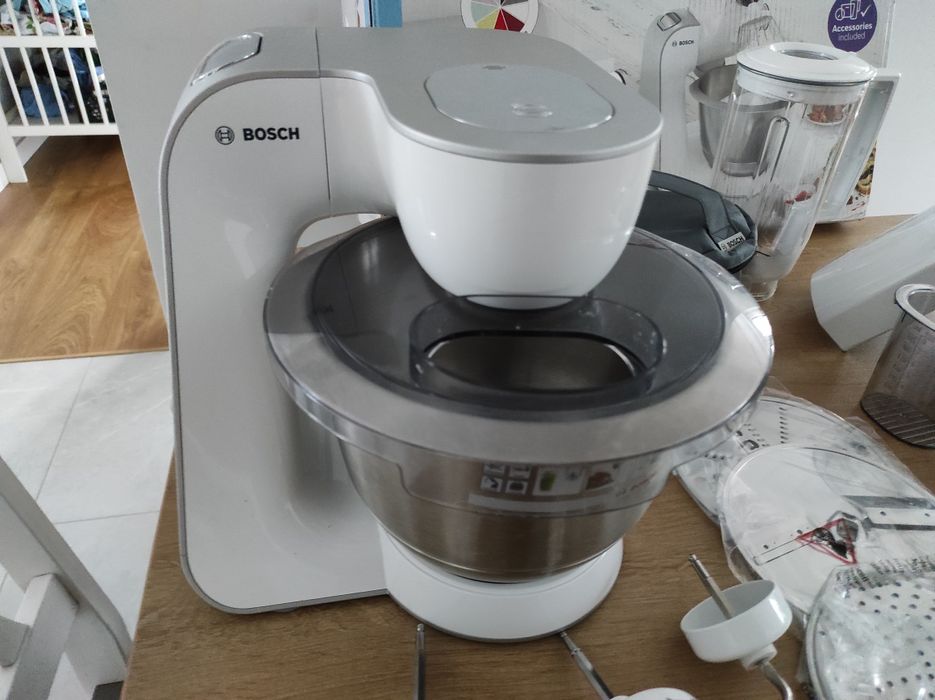 Robot planetarny Bosch MUM 5 seria 4 całkowicie sprawne