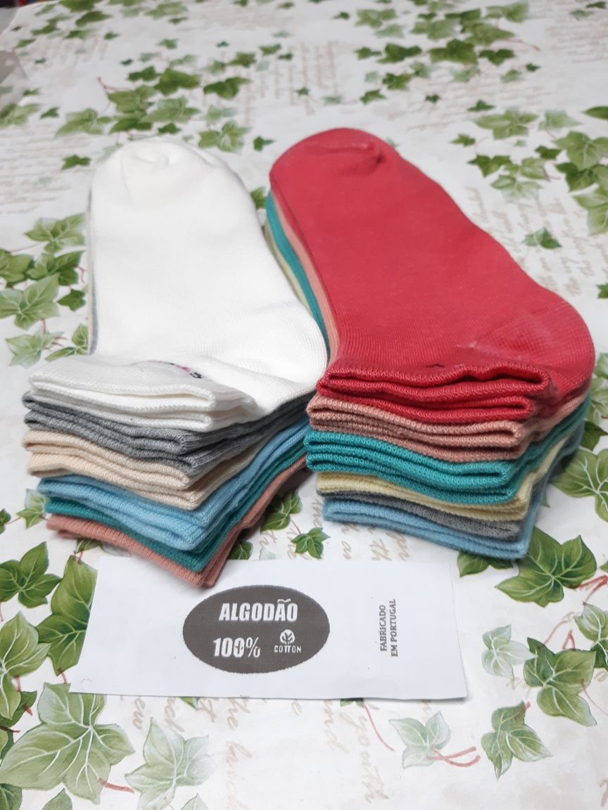 12 pares de meias curtas, tamanho 35-40, em algodão bom