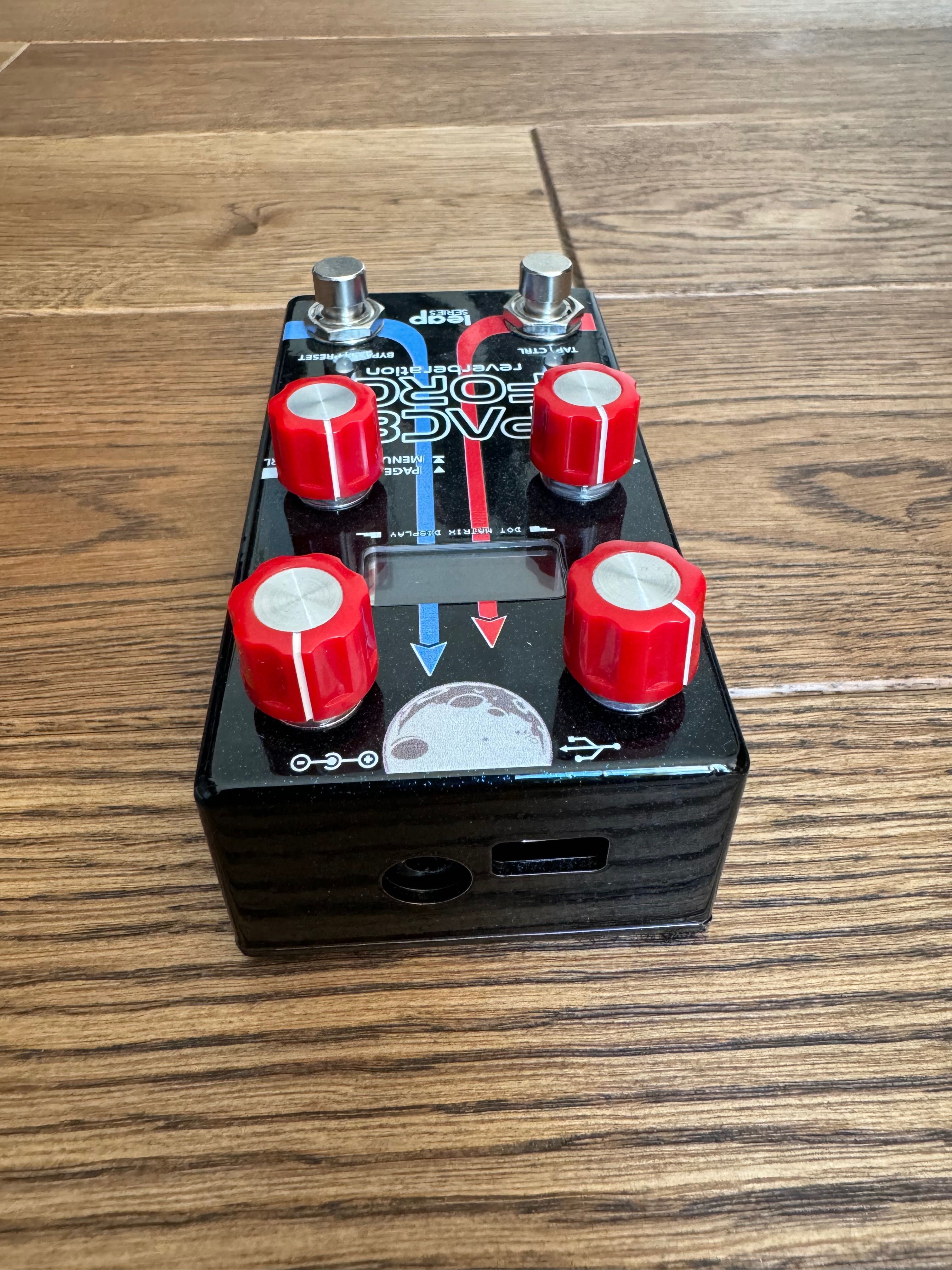 Alexander Pedals SpaceForce (efekt gitarowy reverb)