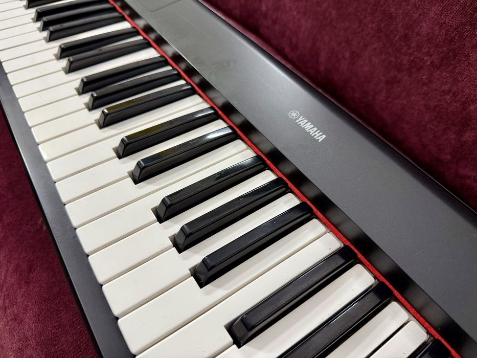 Синтезатор Yamaha NP-11 piaggero