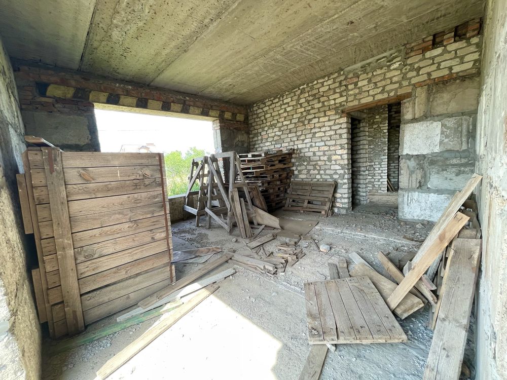 Продаж будинку в районі Зарічного