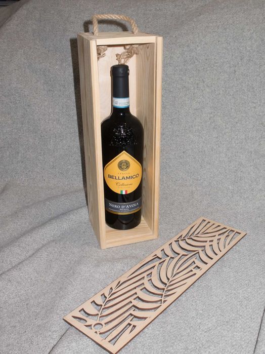 Pojemnik  prezentowy na butelkę