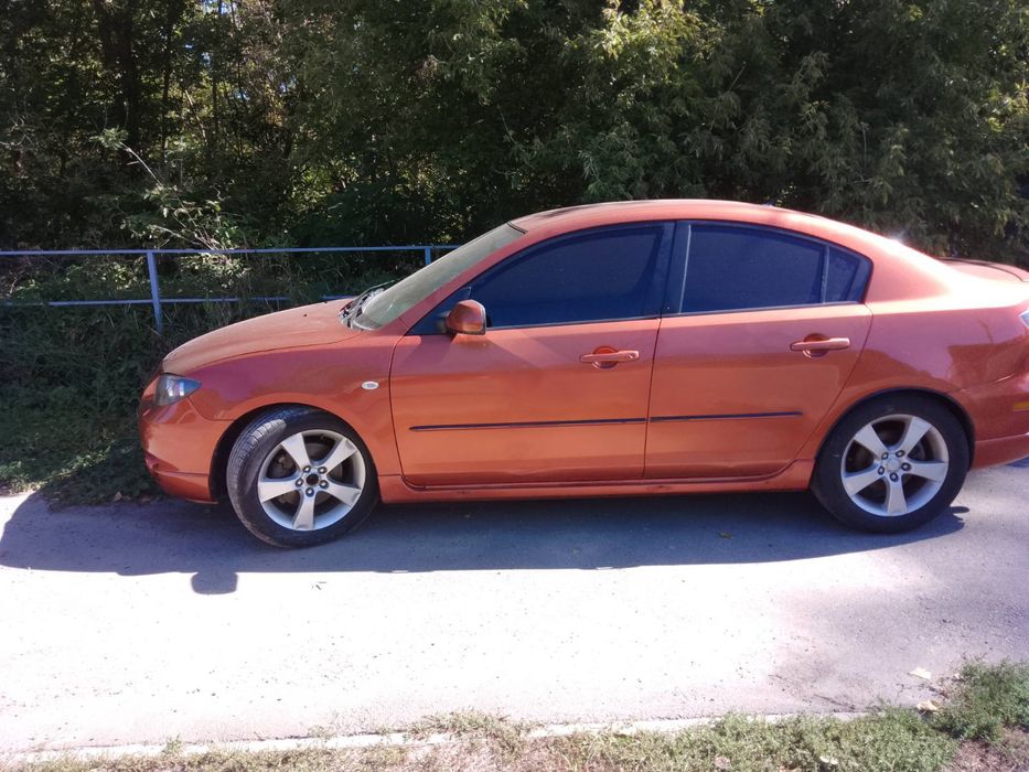 Продам авто мазда 3