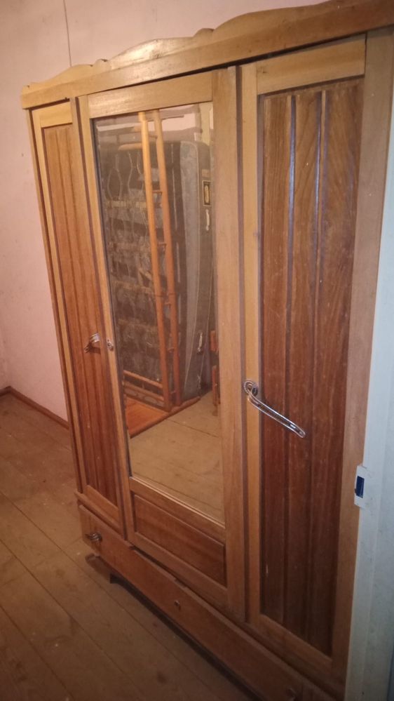 Mobília para restaurar