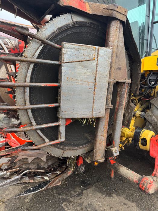 Kombajn Sieczkarnia New Holland FX 48