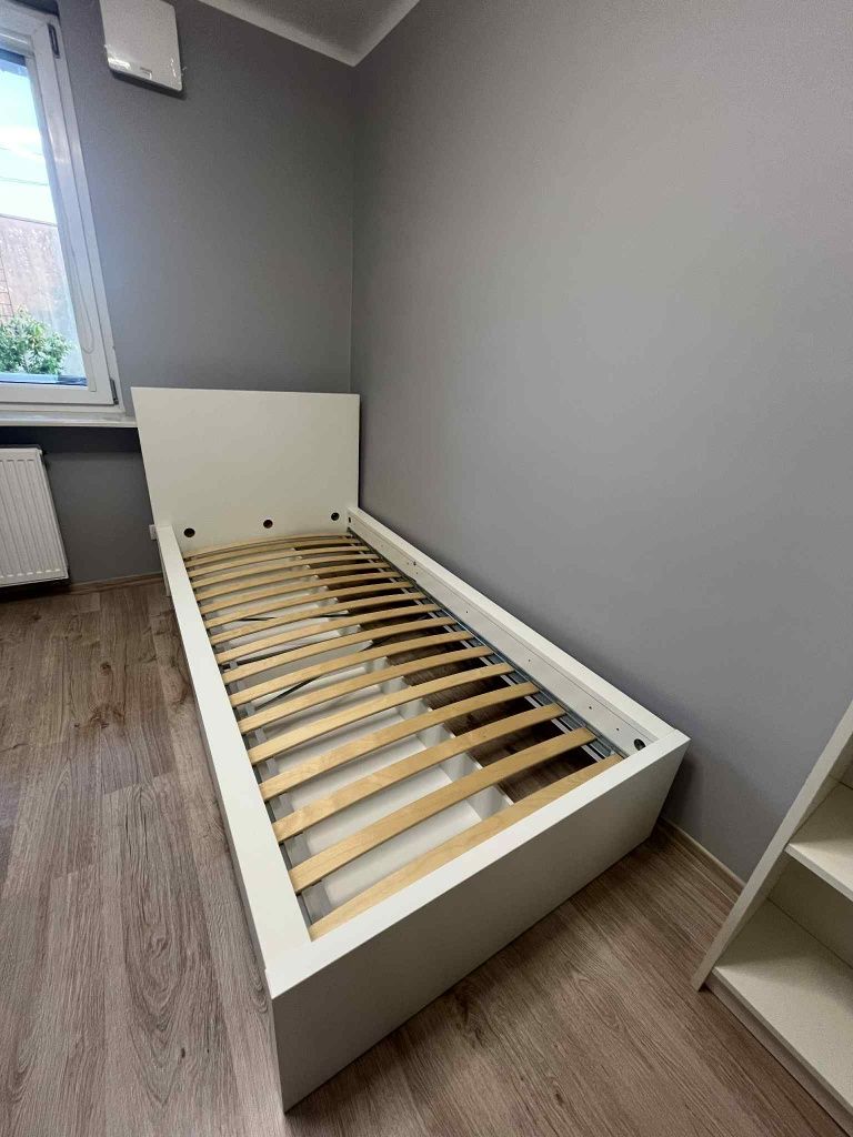 Łóżko Ikea białe 90x200