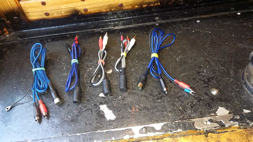 Адаптер DIN (3+5) 2x RCA для проигрывателя виниловых пластинок