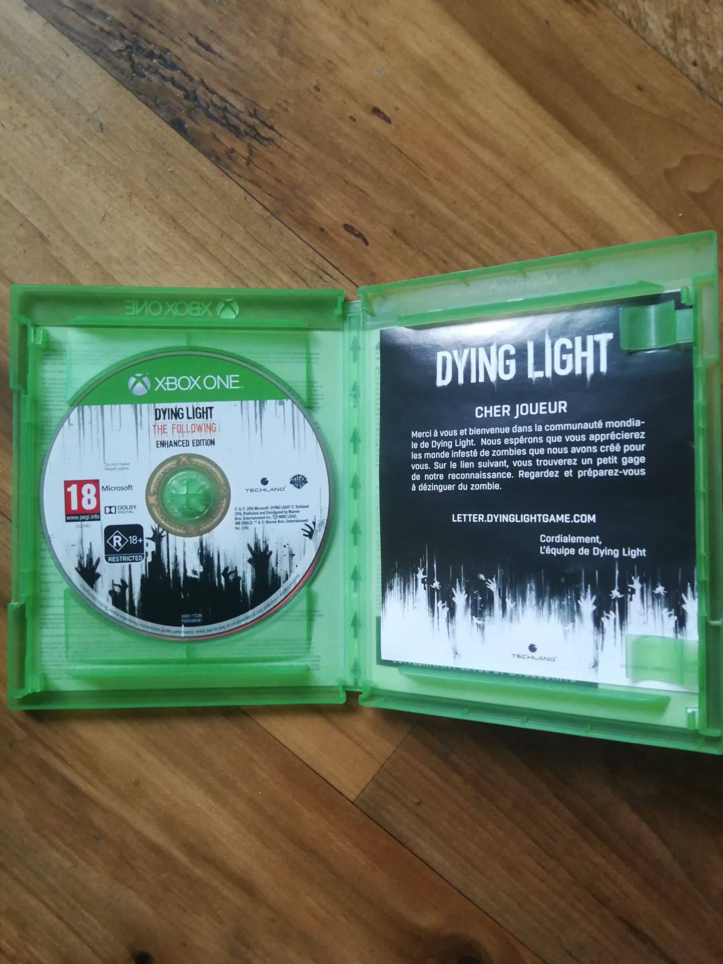 Dying light the following Xbox One