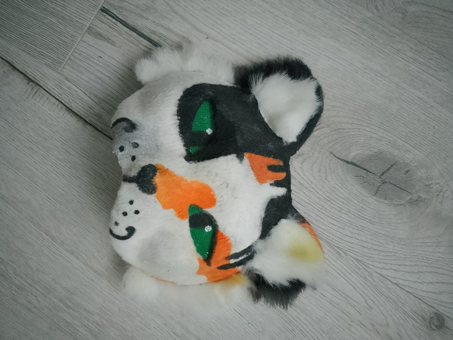 Łaciata Maska therian