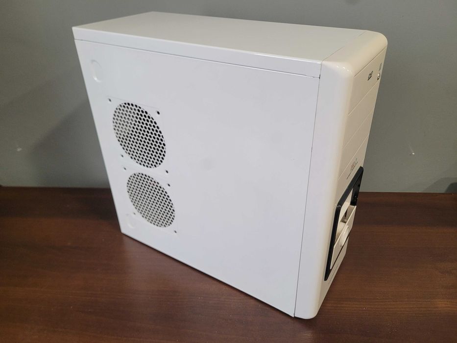 Komputer PC FEEL 2 i5-4430, R7 260X, 8GR RAM, 2x 500GB HDD