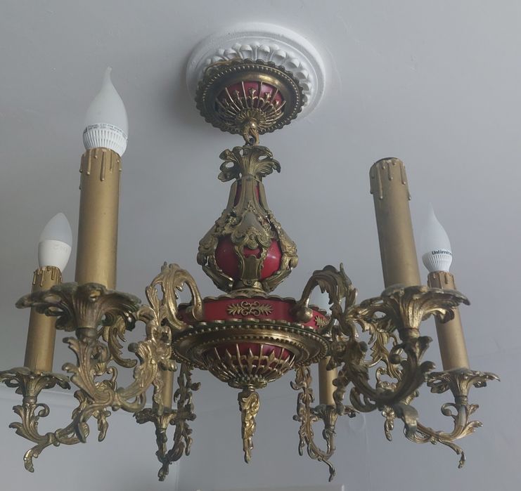 Żyrandol mosiężny