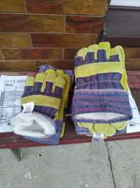 Зимові рукавиці нові