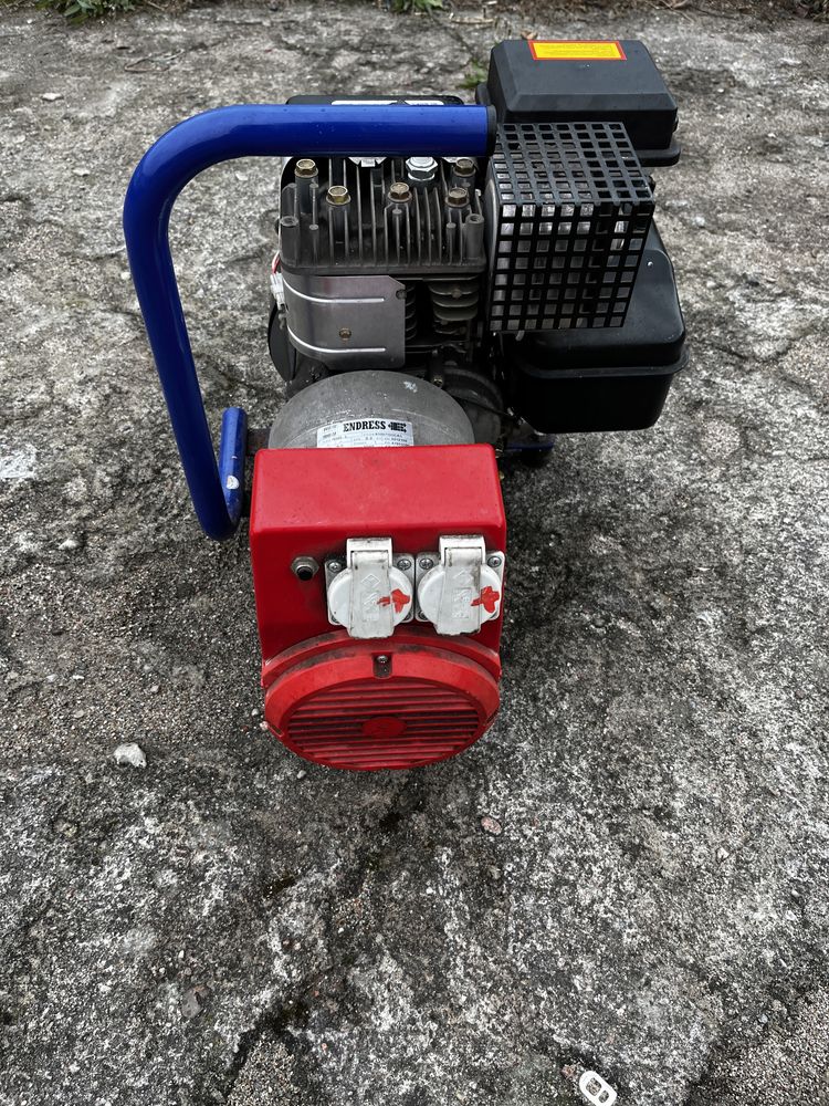 Angielski Agregat Endress 2.2kv