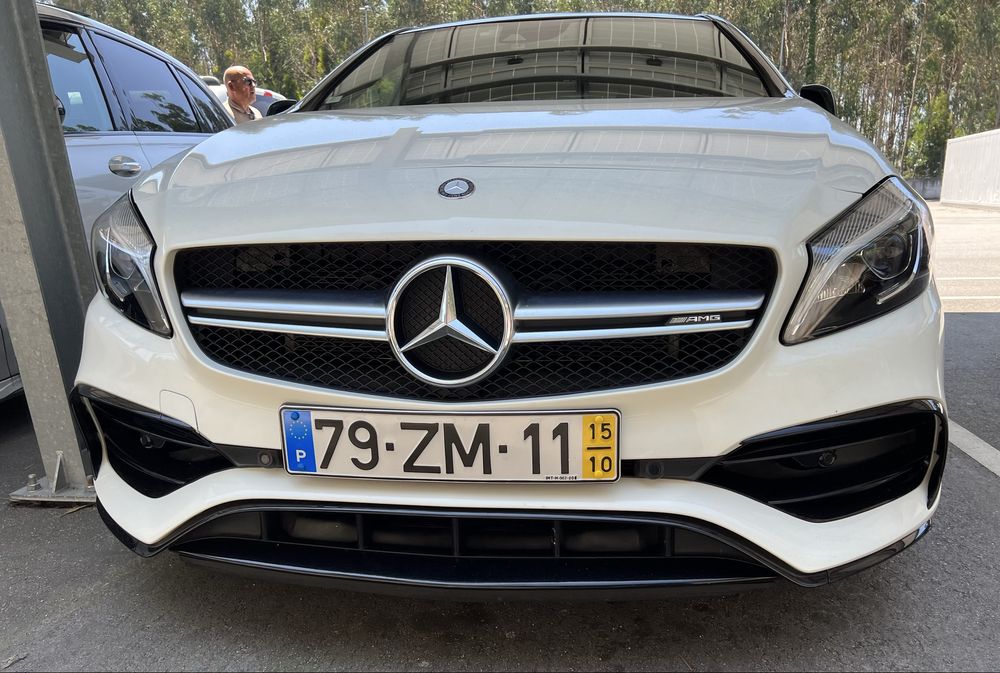 Mercedes A45 AMG