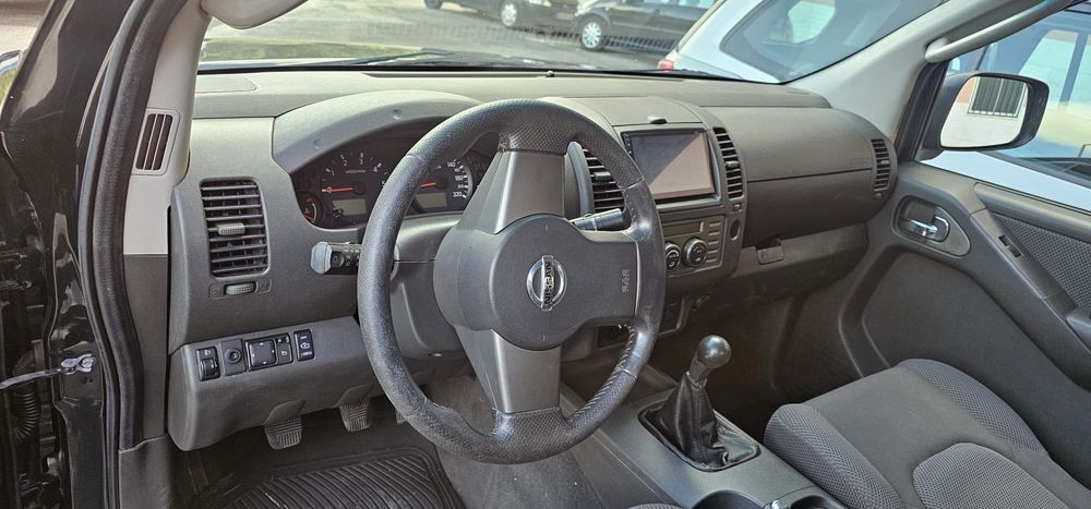 Nissan Navara king cab