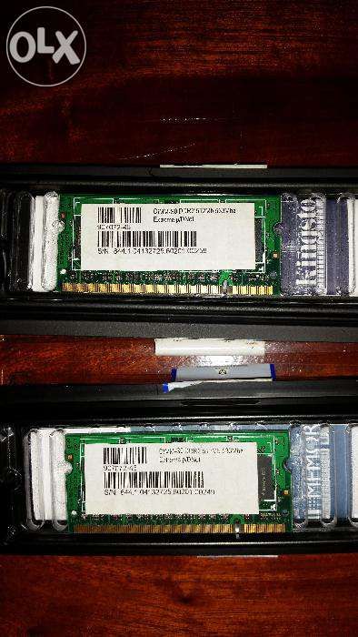 Memoria RAM 2x DIMM DDR2 512 mb