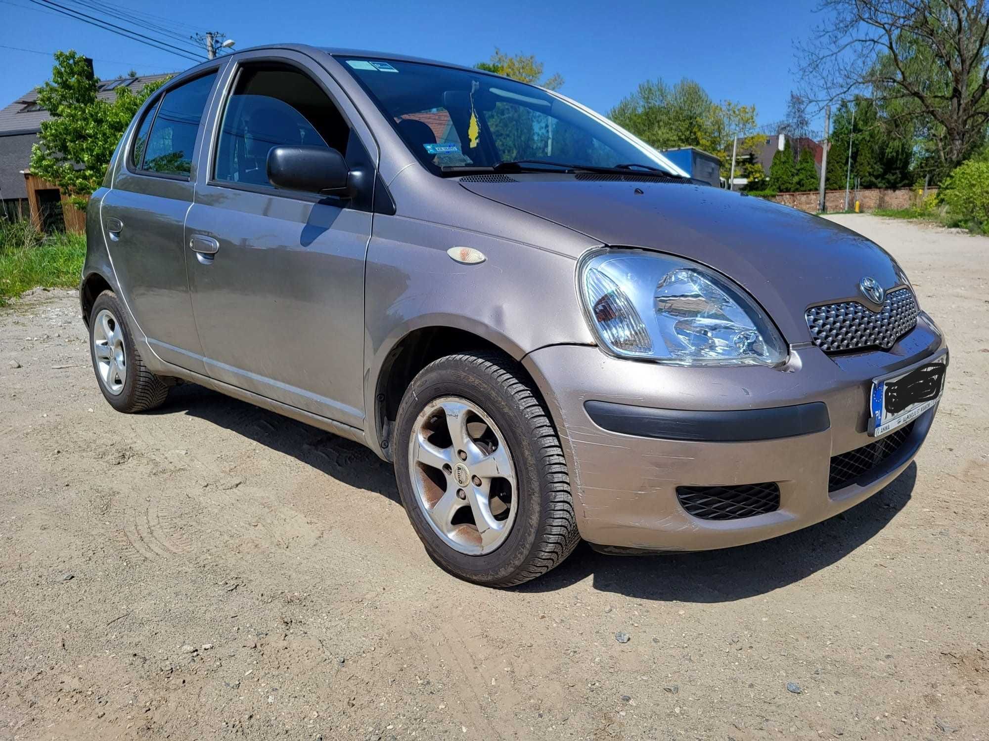 Toyota Yaris 2003