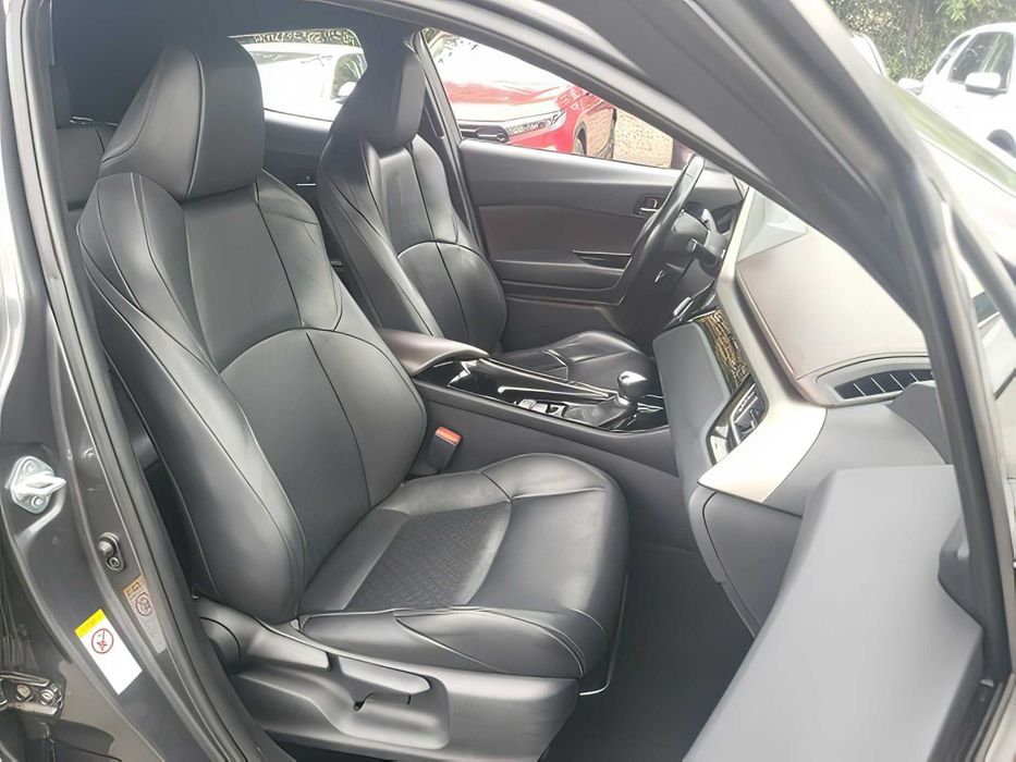 Toyota C-HR      2019