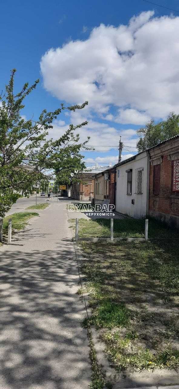 Продам часть ДОМА с печным отоплением, Искринская, м. Защитников