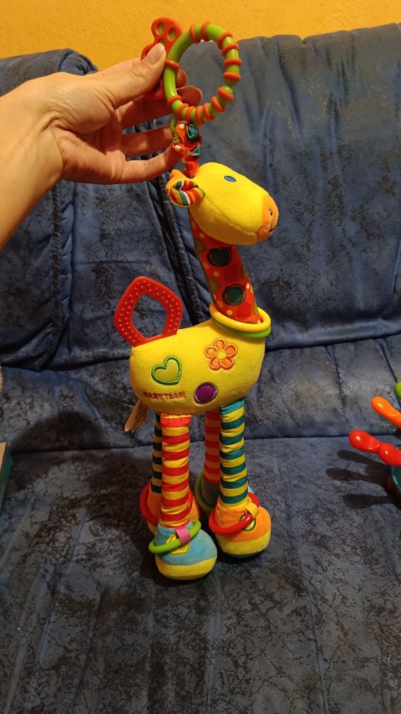 Мягкая игрушка-подвеска на кроватку Baby Team «Жираф»