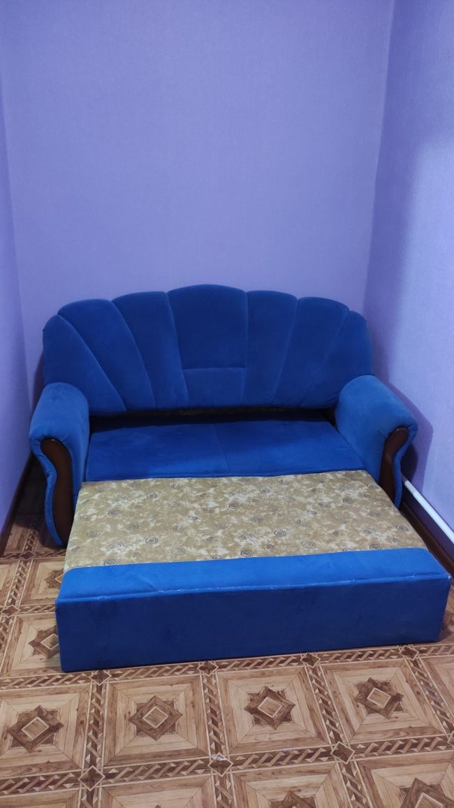 Продам диван малютка