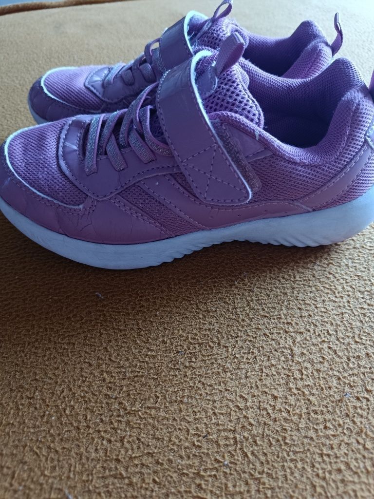 Adidasy dziewczęce 32