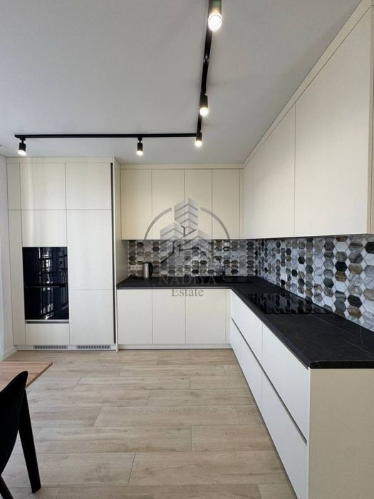 Оренда 2-кімнатної квартири у ЖК 'Семицвіт'