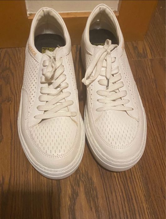 PACK FLASH - 6 Pares de calçado (4 tenis + 2 sapatos)