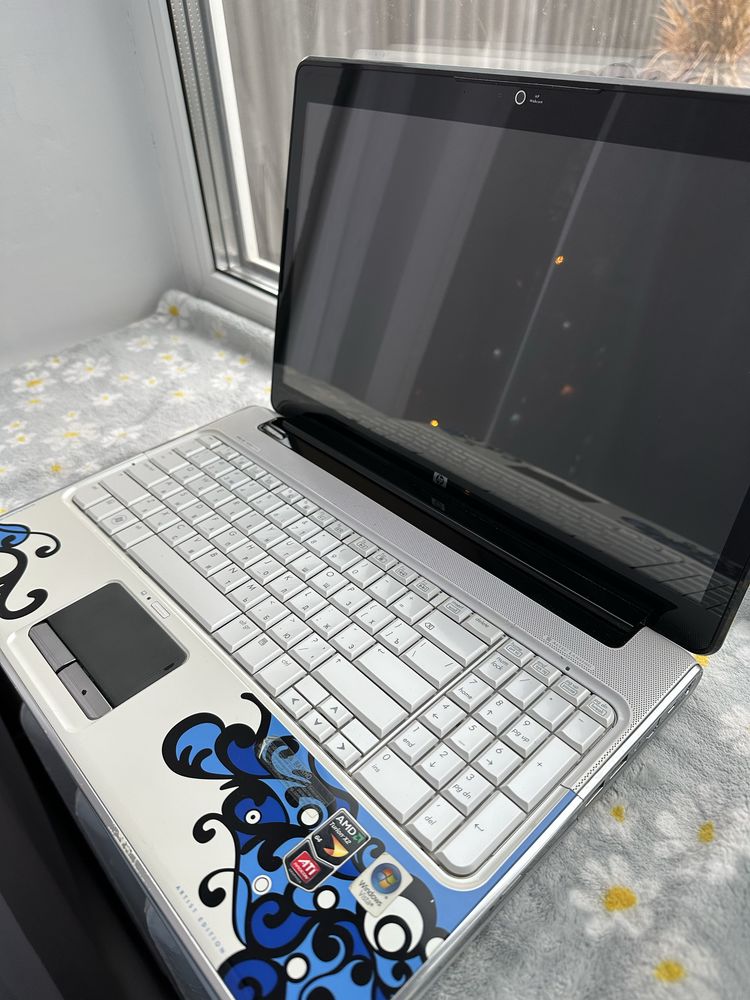 Ноутбук HP dv6-1299er Artist Edition
