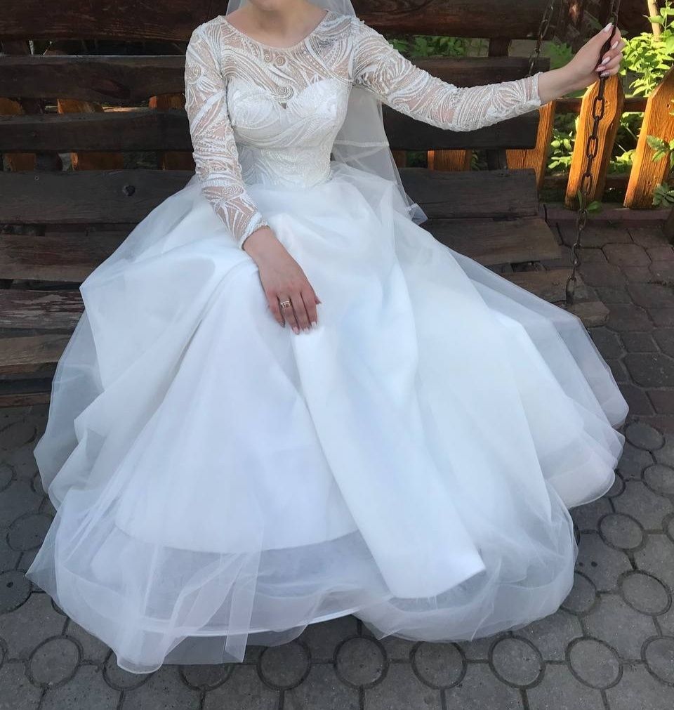 Весільна сукня розмір s айворі