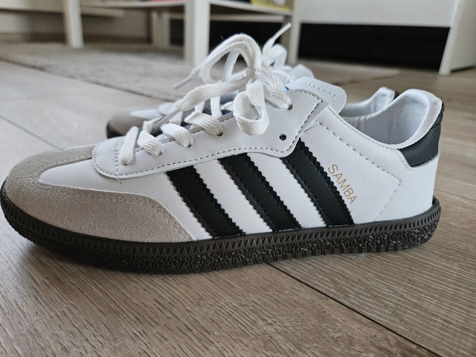 Buty damskie sportowe 38