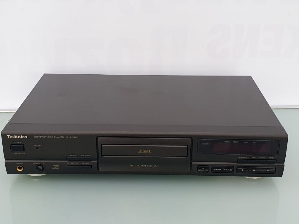 Odtwarzacz CD Technics slp-pg490