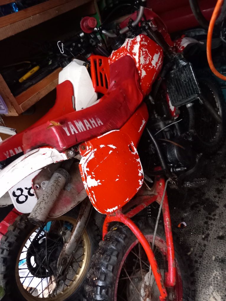 Cross  YAMAHA 80 Cm³ 2sztuki odpalają i jeżdżą