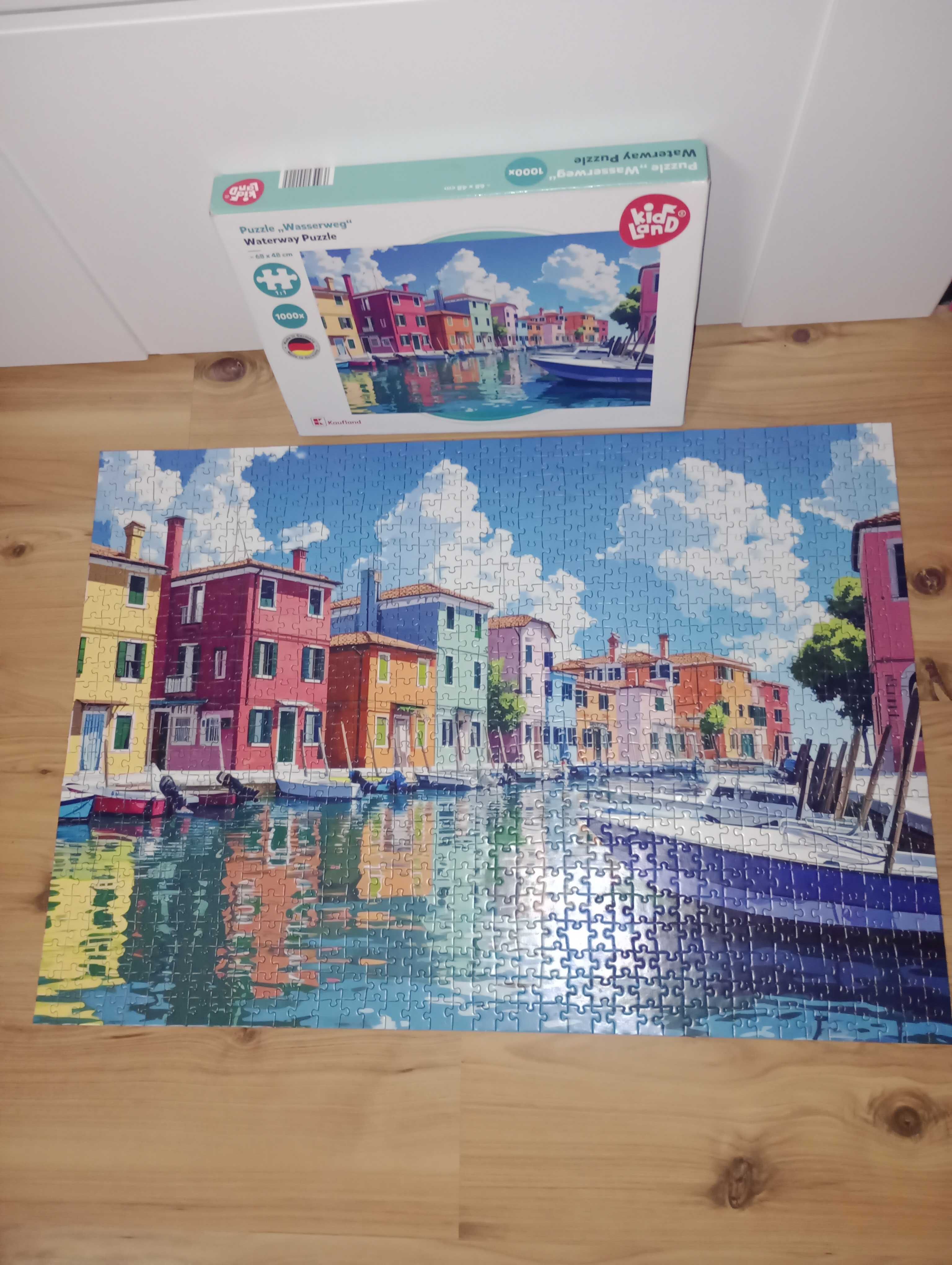 Puzzle 1000 elementów kompletne jak nowe