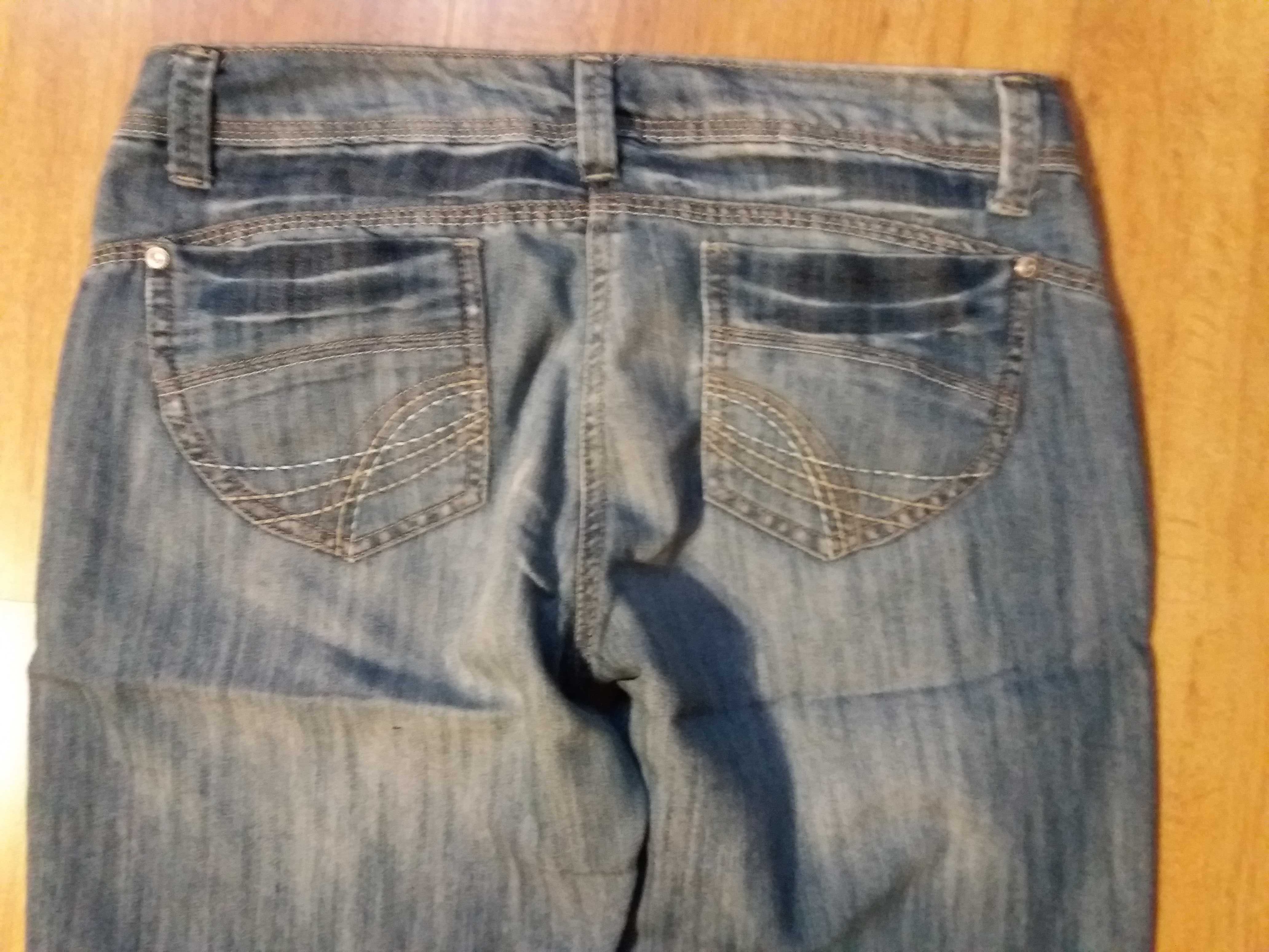 Spodnie dżinsowe Boyfriend 40