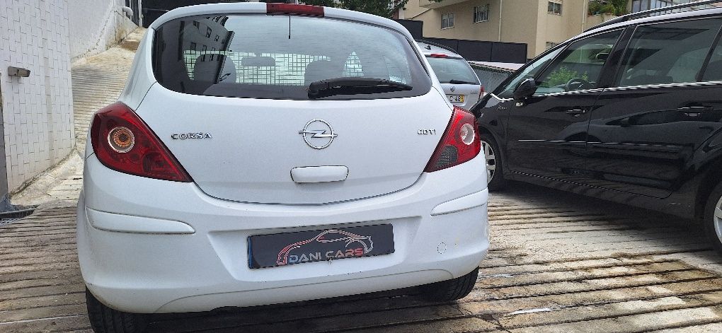 Opel corsa 1.3 cdti