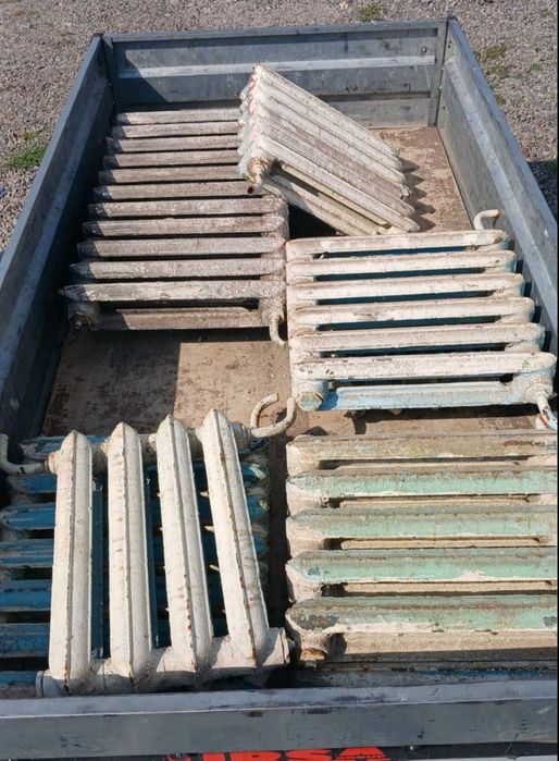 Батареи отопления, чугунные радиаторы