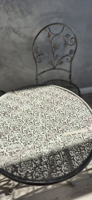 Стіл та 2 стільці для саду, тераси, балкона, кафе