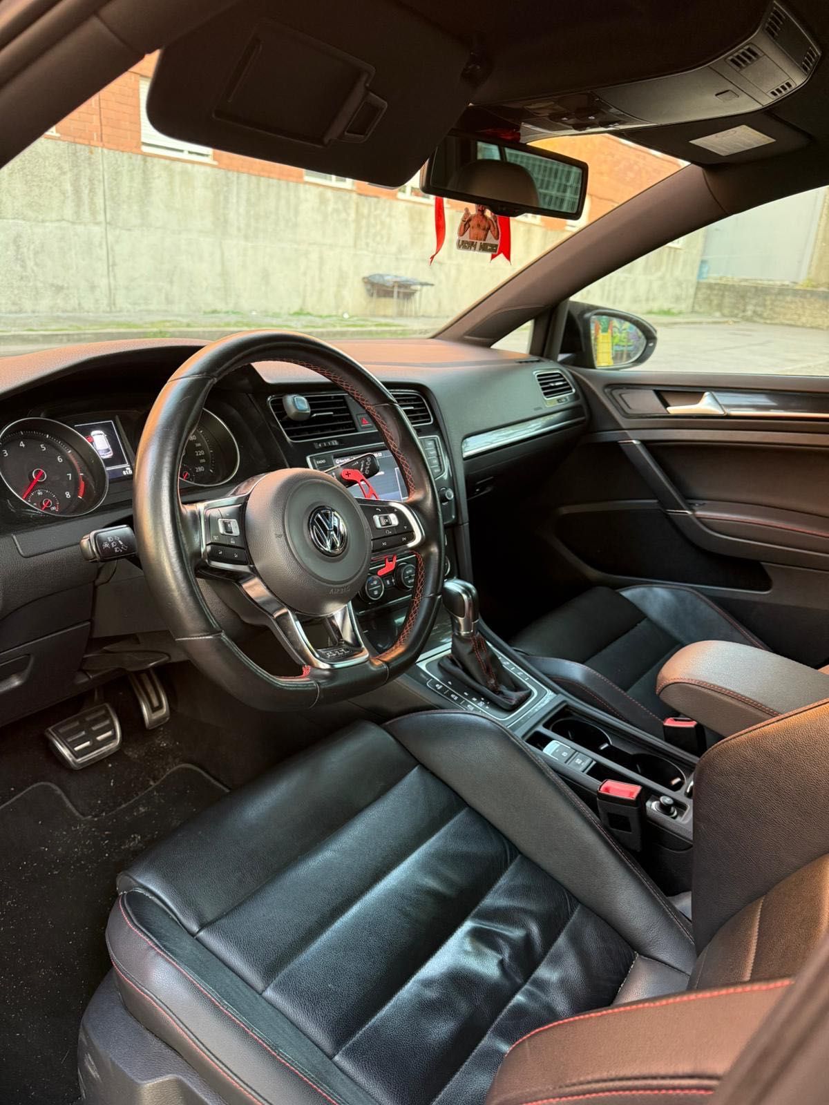 Vw Golf GTI 320cv