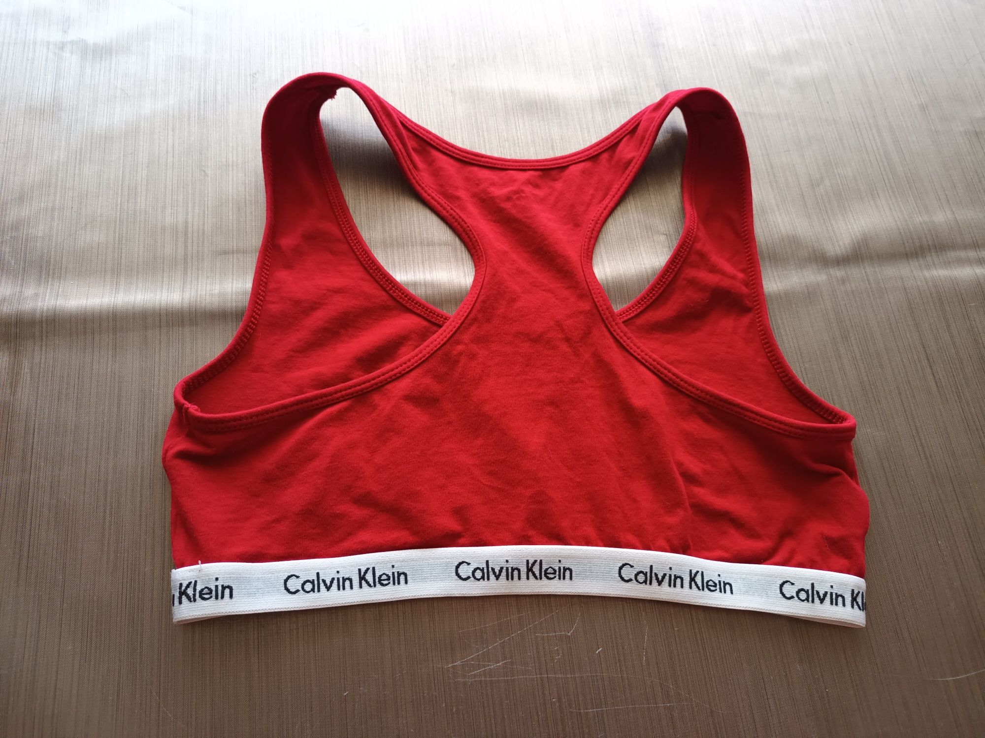 Biustonosz sportowy  Calvin Klein  Roz.164/176