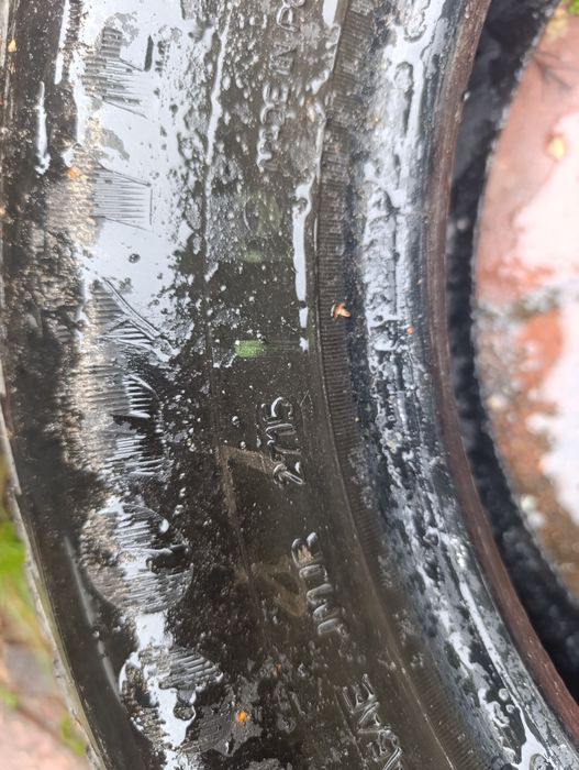 Opony zimowe 2x Goodyear ultragrip i 2 x kleber krisalp hp3 195/65/15