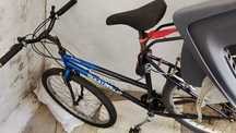 Bicicleta com cadeira