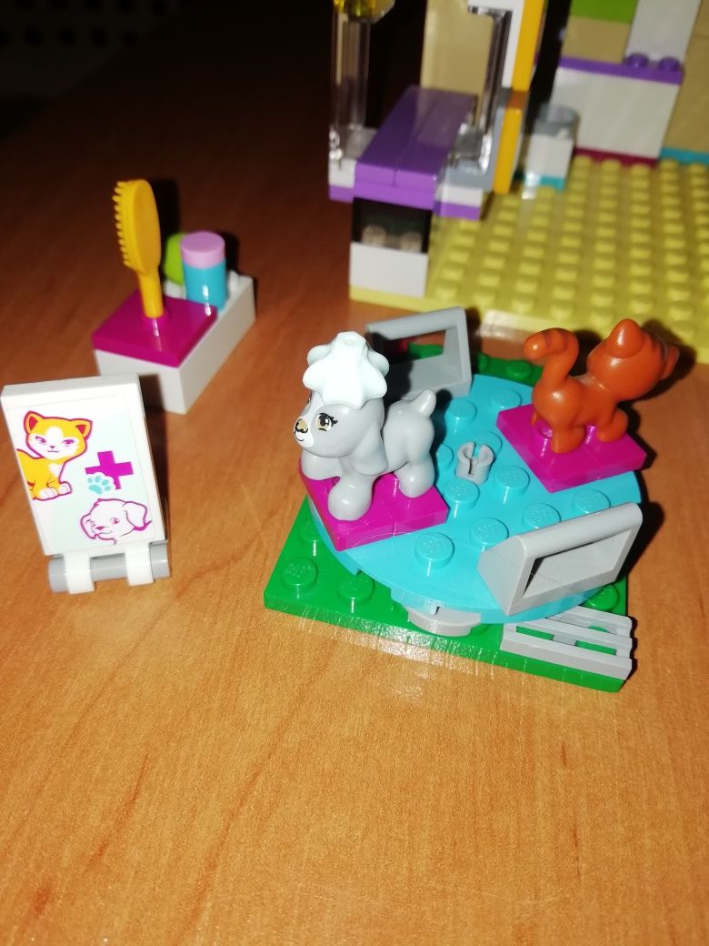 Zestaw lego friends weterynarz 41085