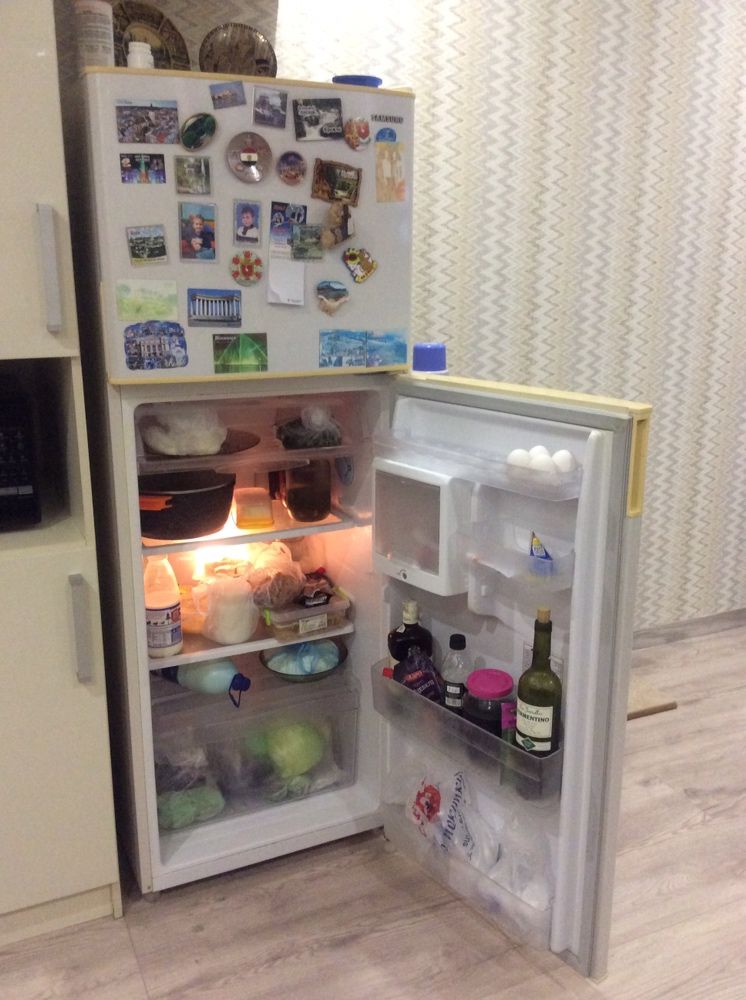 Б/у холодильник Самсунг